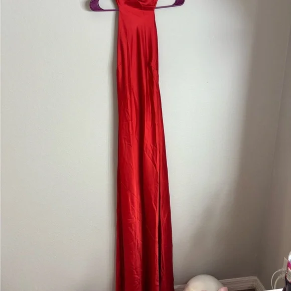 Show Me Your MuMu Lisa Maxi Dress - Vibrant Red - Picture 3 of 5